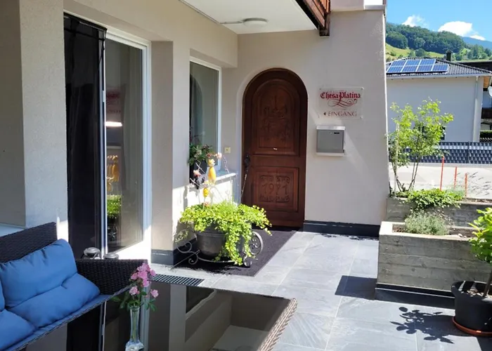 Frühstückspension Chesa Platina 3*